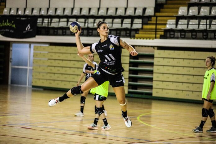 Elena Cuadrado en un entrenamiento con el Costa del Sol