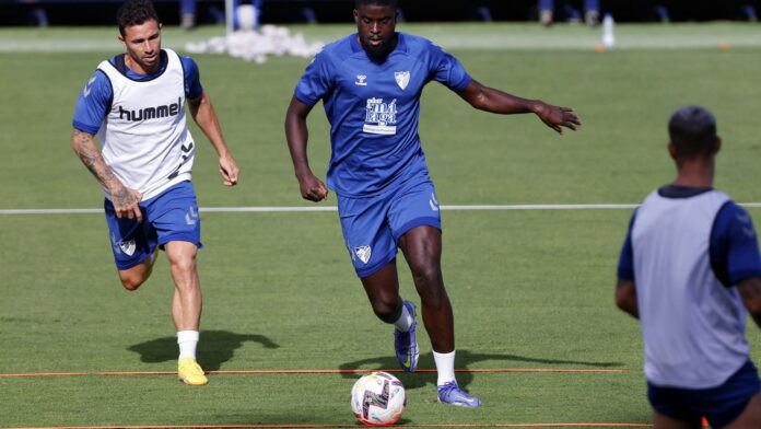 Alfred N'Diaye en su primer entrenamiento a las órdenes de Guede