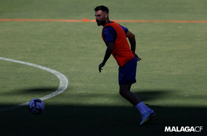 Luis Muñoz, en un entrenamiento en La Rosaleda | MCF