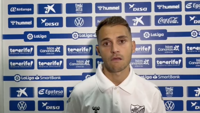 Fran Villalba en la zona mixta tras el partido ante el Tenerife