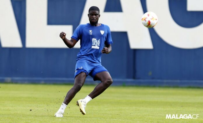 Alfred N'Diaye, en un entrenamiento en el Anexo | Málaga CF