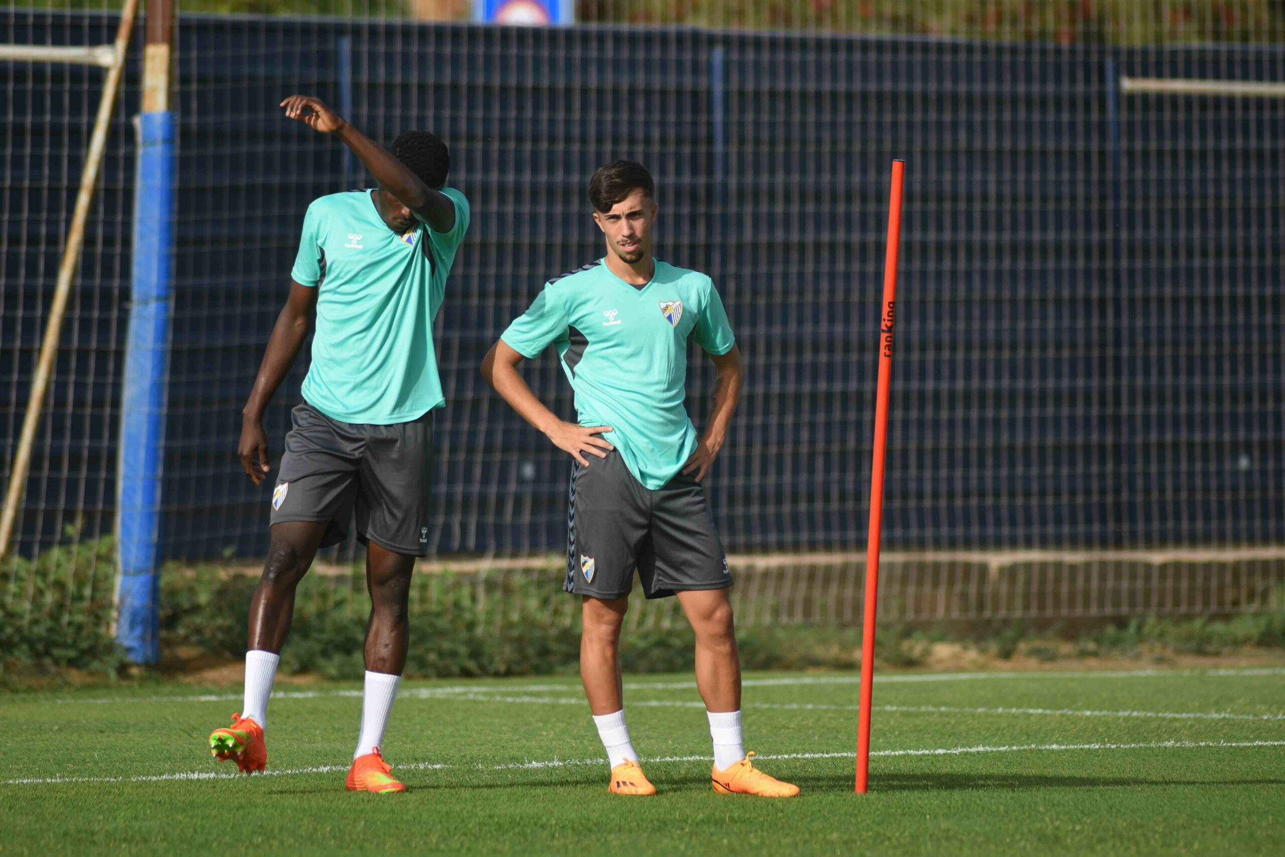 Larrubia echa el freno