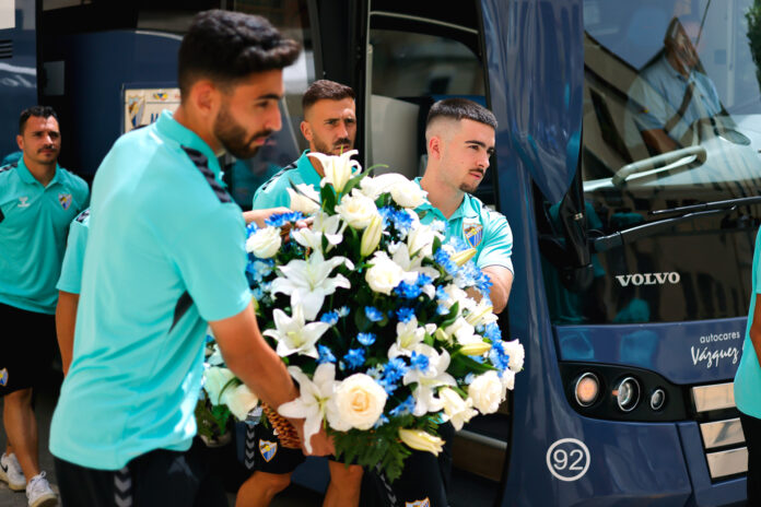 Juande y Ramón en la ofrenda floral