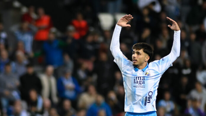 Kevin jalea a La Rosaleda después de anotar el 1-2 ante el Alcoyano | Javier Díaz