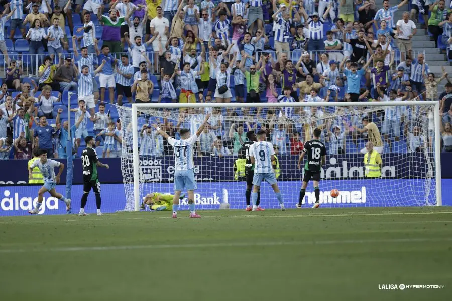 CRÓNICA MÁLAGA CF VS BURGOS CF