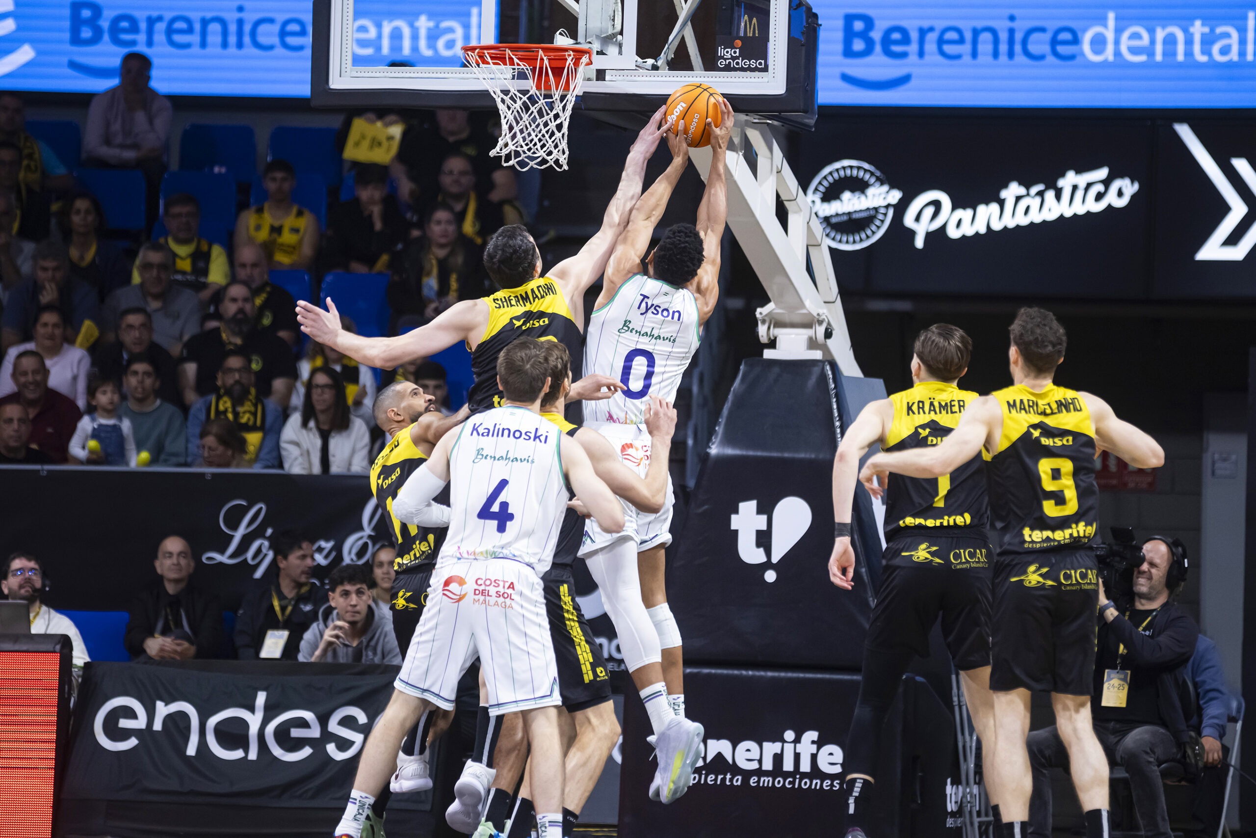 TYSON PÉREZ LA LAGUNA TENERIFE UNICAJA