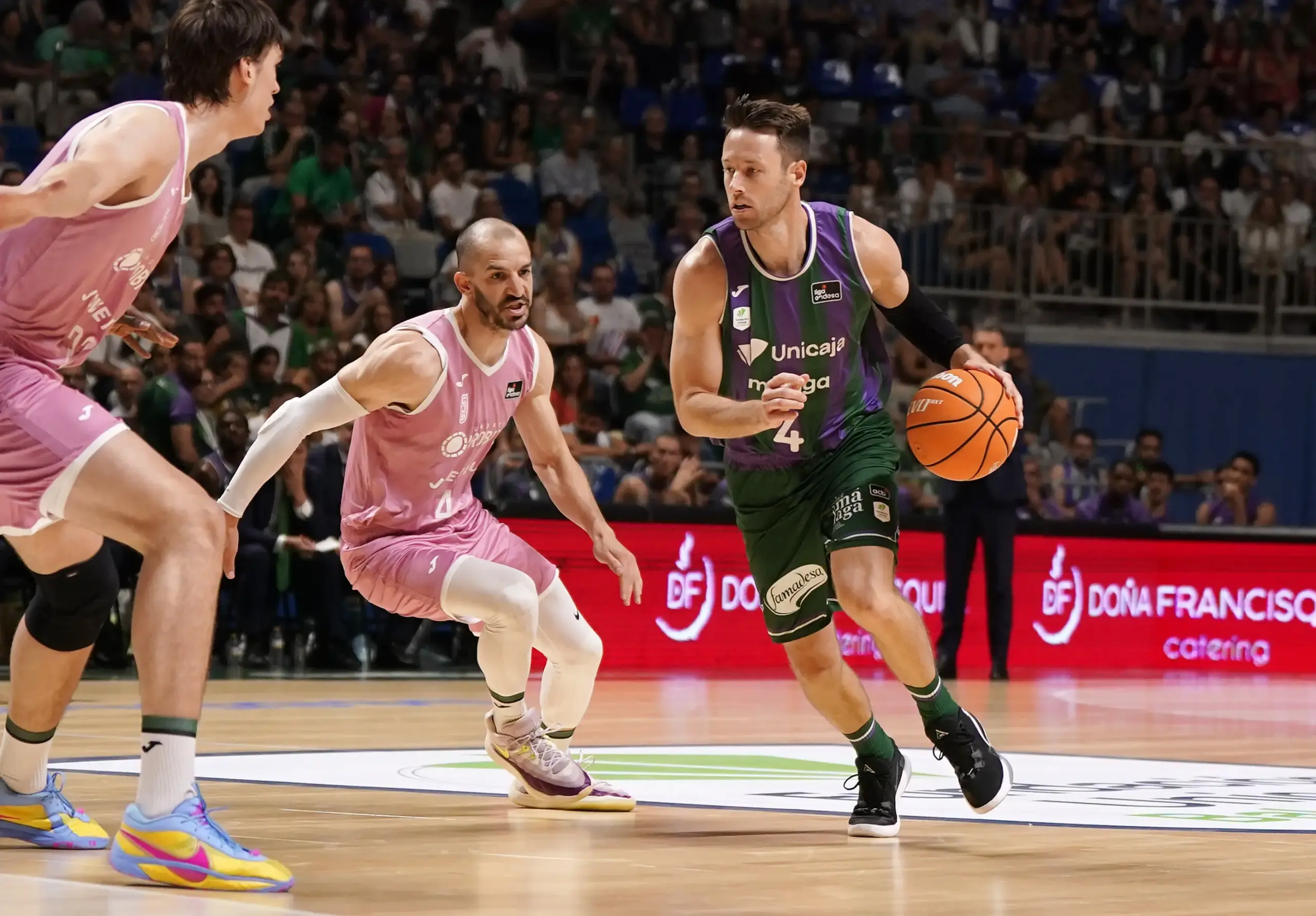 Horario y Televisión del Unicaja VS Joventut de la Jornada 13 de la Liga Endesa