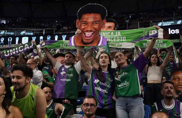 LA AFICIÓN DEL CARPENA VUELVE A CONSEGUIR UN NUEVO RÉCORD DE ASISTENCIA