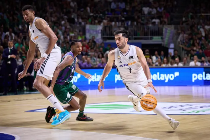 Unicaja Real Madrid crónica cuarto partido semifinal ACB