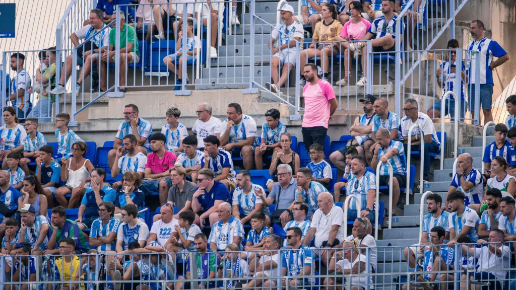 LA AFICIÓN DEL MÁLAGA CF EN EL DEBUT DE LIGA