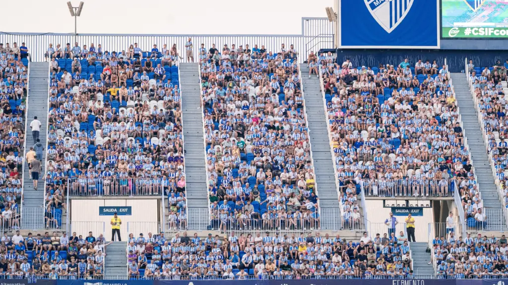 LA AFICIÓN DEL MÁLAGA CF EN EL DEBUT DE LIGA
