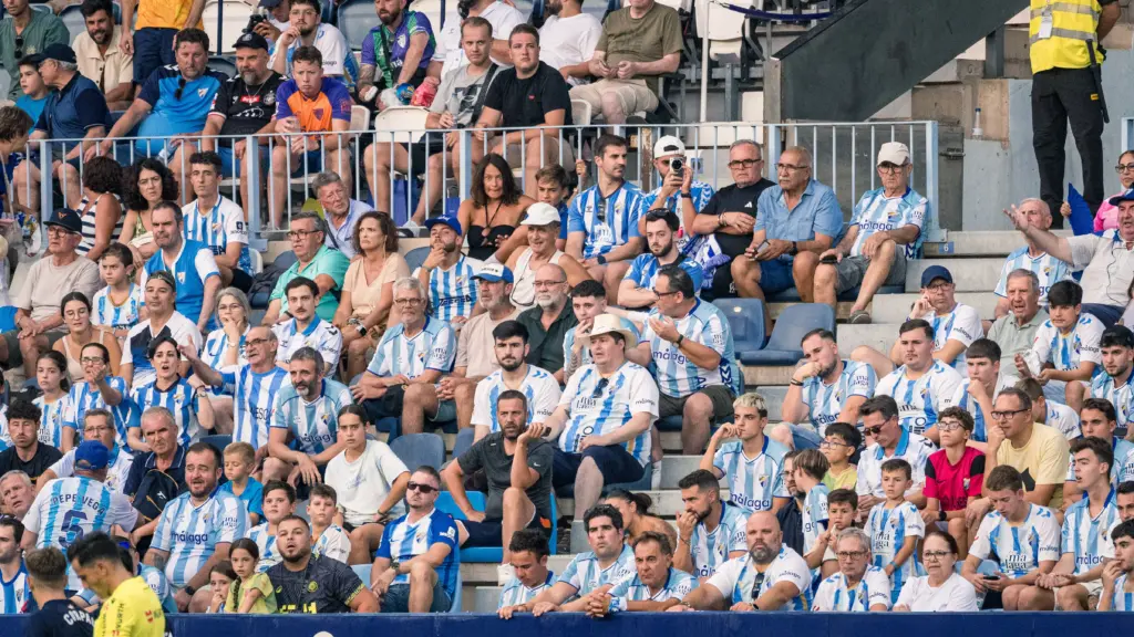 LA AFICIÓN DURANTE EL MÁLAGA CF 1-1 EIBAR
