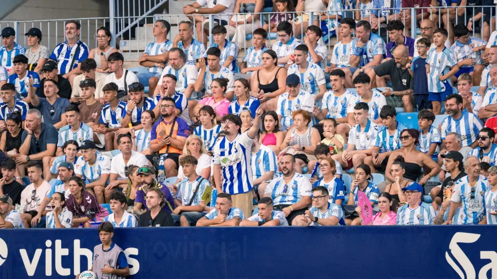 LA AFICIÓN DURANTE EL MÁLAGA CF 1-1 EIBAR