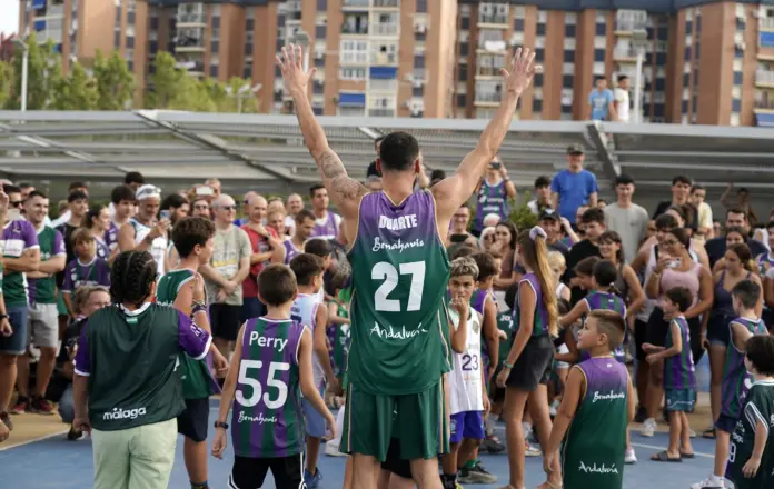 Así ha sido la presentación de Chris Duarte en el Parque del Oeste