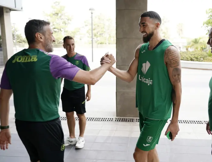 CHRIS DUARTE EN SU PRIMER DÍA CON EL UNICAJA