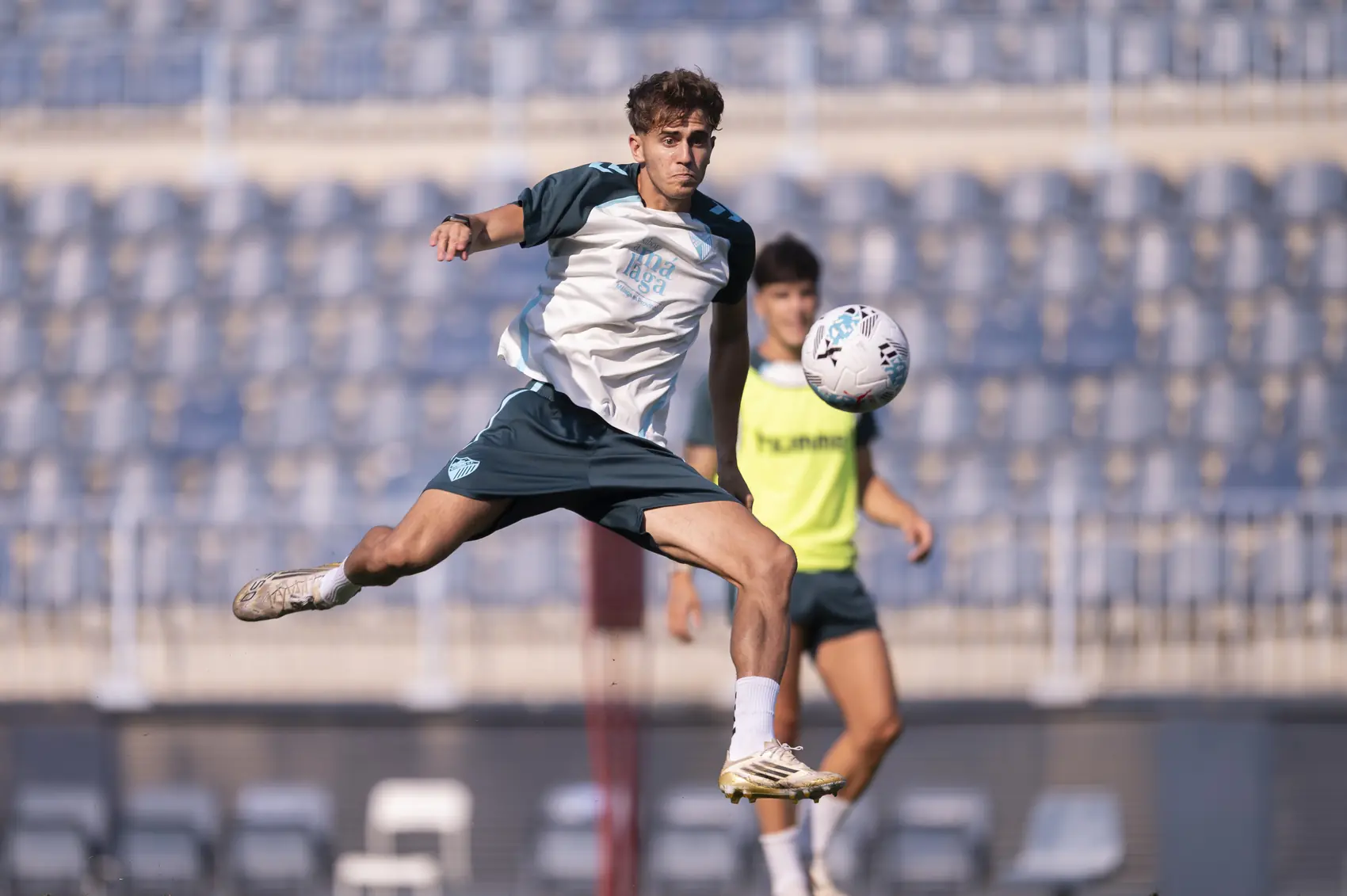 adrián niño entrenamiento málaga cf