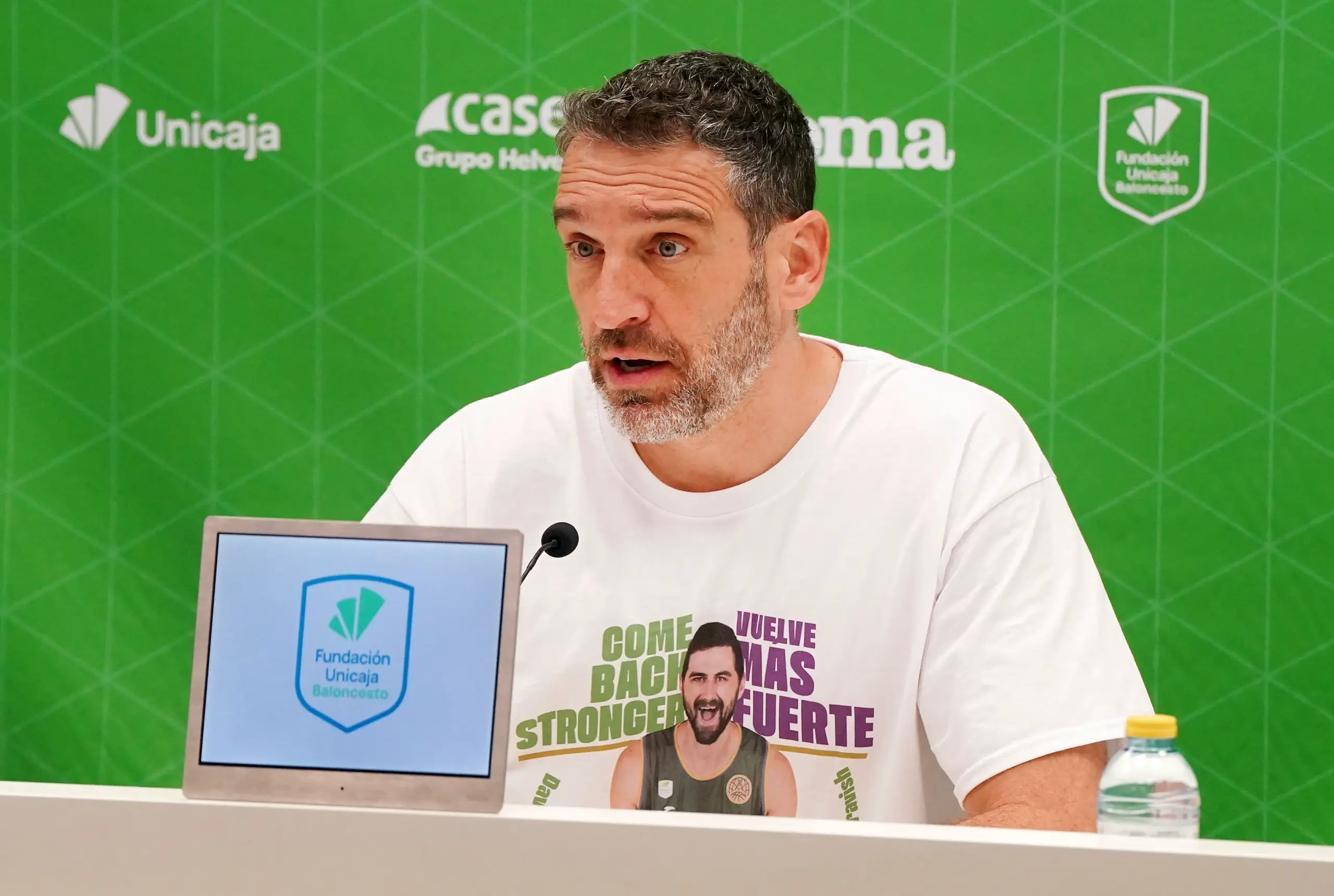 Ibon Navarro: "Este equipo se ha ganado el derecho de pedir ayuda a su gente y mañana, el Carpena, nos va a hacer falta"