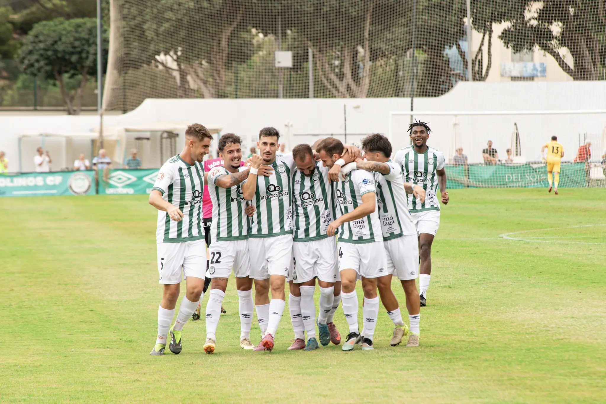 EL VESTUARIO DEL JUVENTUD DE TORREMOLINOS SE PLANTA ANTE LOS IMPAGOS EL VESTUARIO DEL JUVENTUD DE TORREMOLINOS SE PLANTA ANTE LOS IMPAGOS