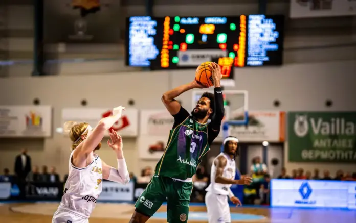 NOTAS Y 1X1 DEL UNICAJA ANTE KARDITSA IAPONIKI NOTAS Y 1X1 DEL UNICAJA ANTE KARDITSA IAPONIKI