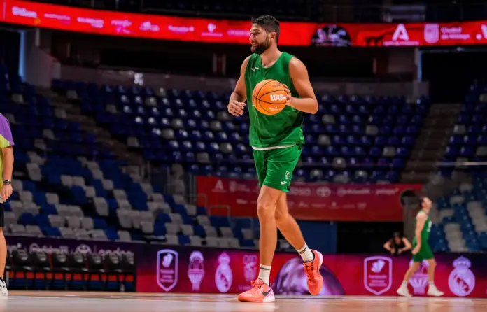 Killian Tillie debutará con Francia absoluta en la próxima Ventana FIBA