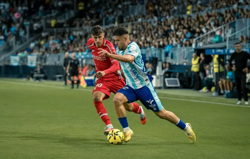 5 DANI LORENZO FRENTE AL CORDOBA CF