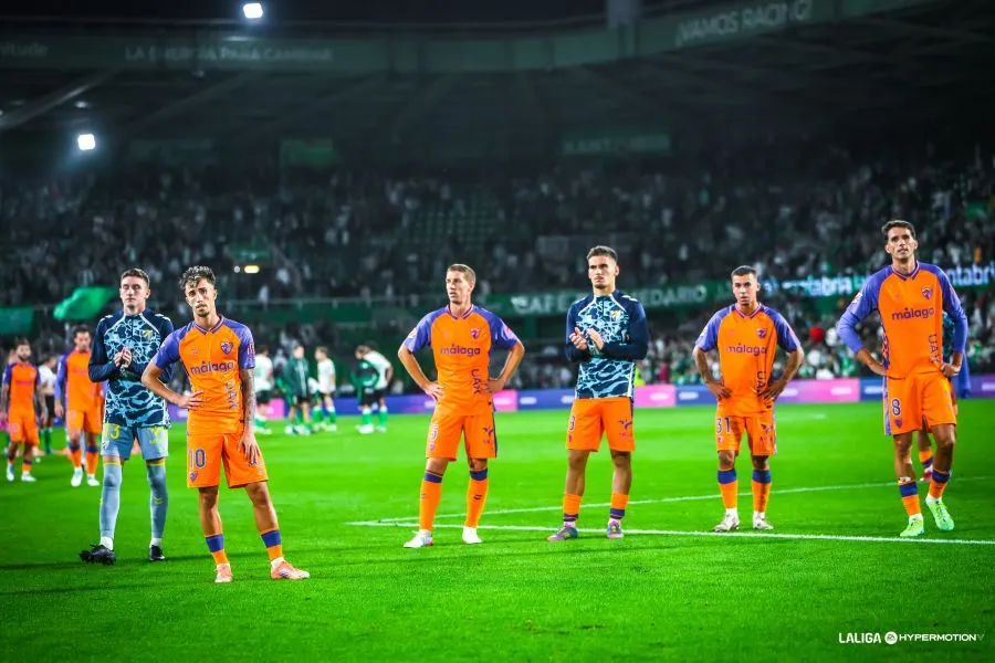 El Málaga CF se hunde como visitante en Segunda