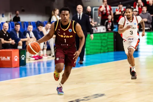 CHASE AUDIGE EL NUEVO COMBO EL UNICAJA