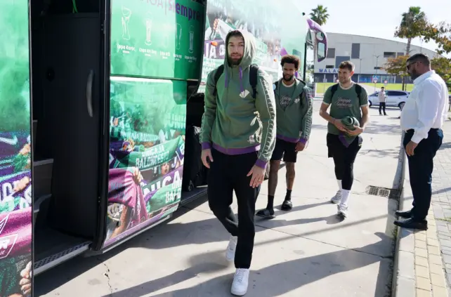 El Unicaja inicia su largo viaje a Mersin