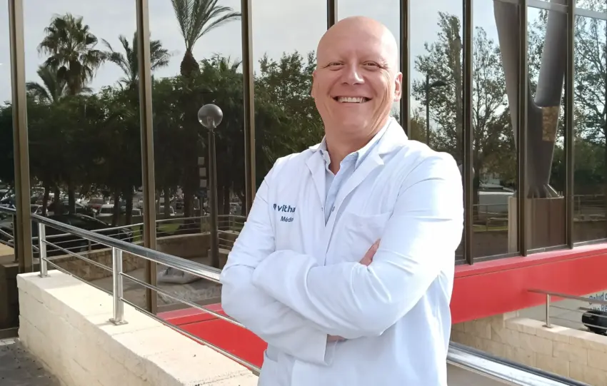 Dr. Francisco Miralles, jefe del Servicio de Medicina Interna del Hospital Vithas Xanit Internacional