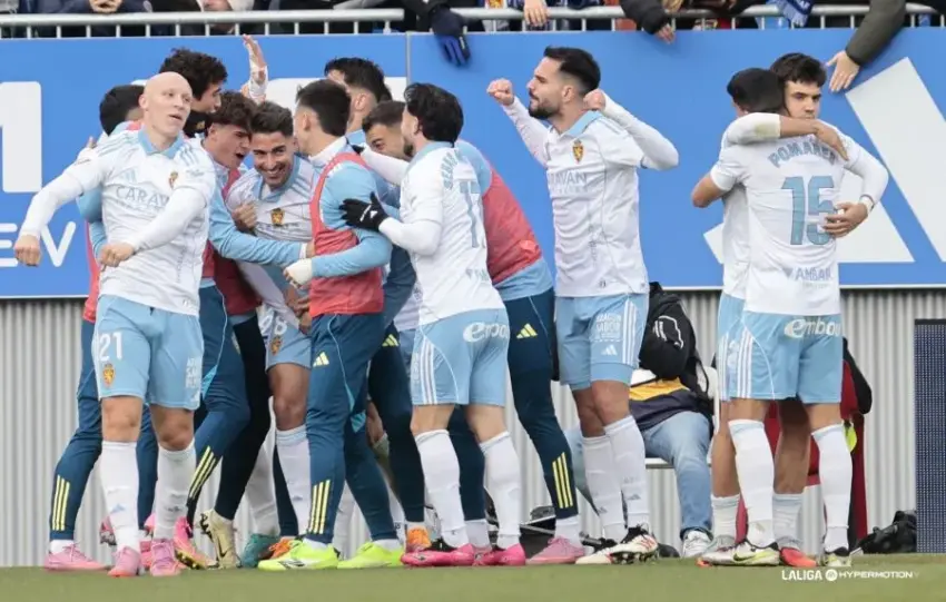 EL REAL ZARAGOZA PROSIGUE CON SU RESURRECCIÓN Y LLEGARÁ LANZADO A MÁLAGA