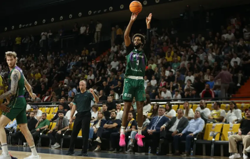 ESTADÍSTICAS DEL MERSIN 77-100 UNICAJA