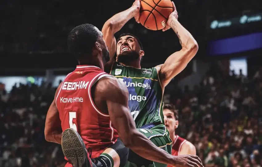 El Unicaja mantiene la ventaja al descanso ante un Girona encomendado al triple