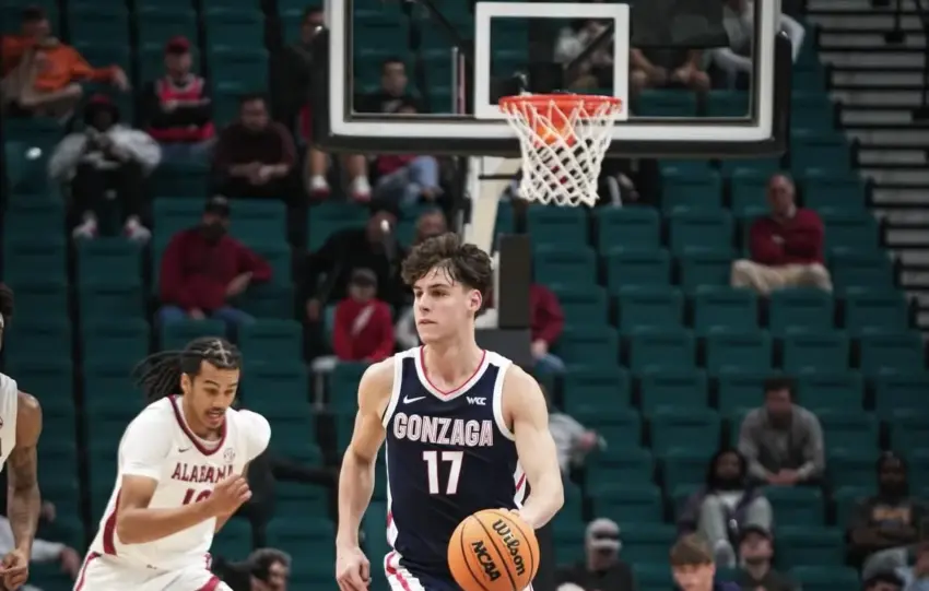 Saint-Supéry se gana los focos en la NCAA