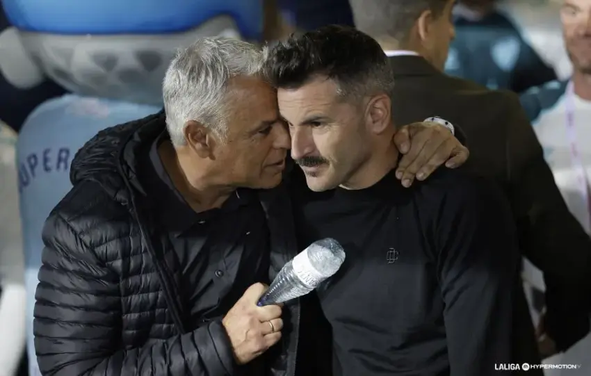 IVAN ANIA ECHA UN CABLE A PELLICER