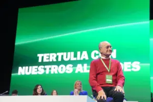 Los alcaldes del PP de Andalucía destacan el modelo municipalista de Juanma Moreno como motor de empleo, inversión y oportunidades en las ocho provincias 1 Imagen de WhatsApp 2025 11 08 a las 17.33.21 01033249 11zon