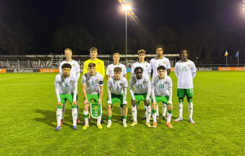 Ochoa regresa con molestias en el cuádriceps de su compromiso internacional con Irlanda