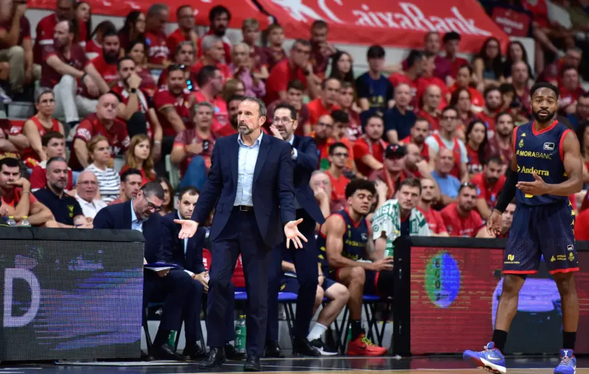 JOAN PLAZA ANTES DE RECIBIR AL UNICAJA