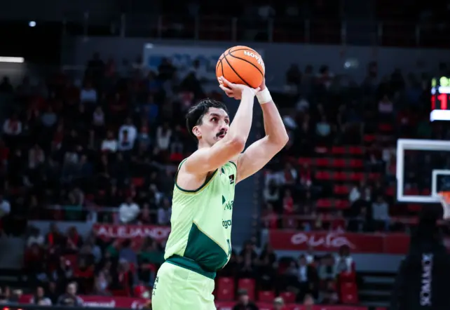 LAS NOTAS Y EL 1X1 DEL UNICAJA EN SU TRIUNFO EN ZARAGOZA
