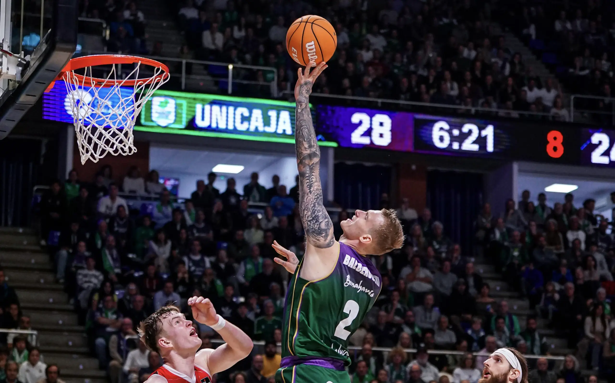 El Unicaja vuelve a la coralidad y, con ello, a la ventaja