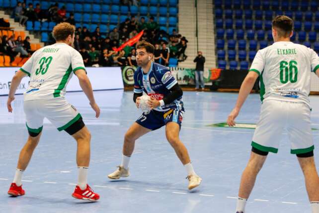 Roberto con el balon Foto Marta Contin