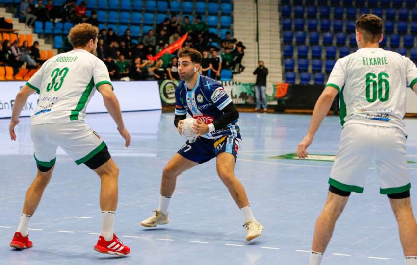 Roberto con el balon Foto Marta Contin