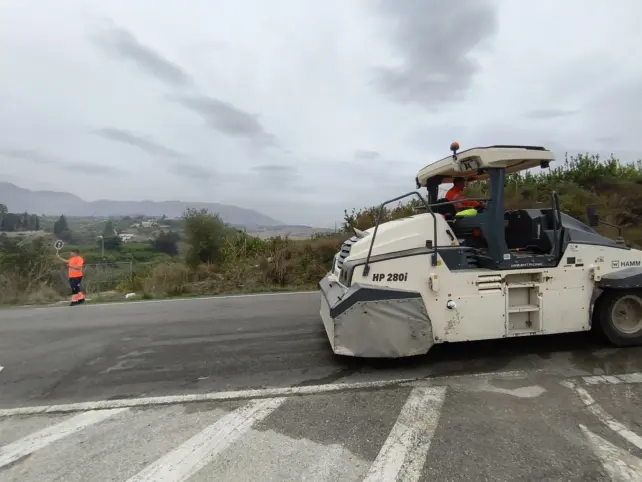 ASFALTADO CARRETERA ALHAURÍN 1