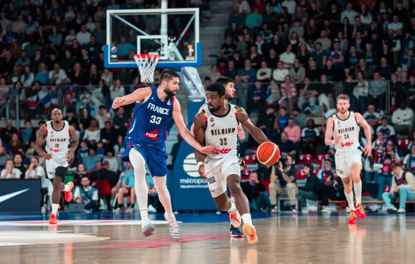 Killian Tillie debuta con la absoluta de Francia sumando triunfo