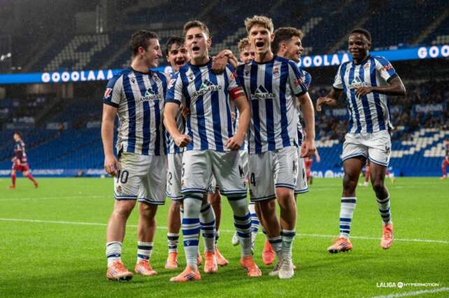 La Real Sociedad B gana y acerca al Málaga CF al descenso