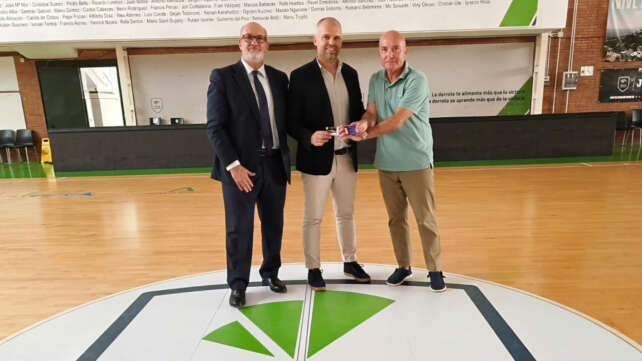 unicaja trops