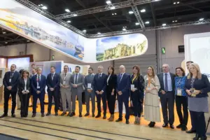 WORLD TRAVEL MARKET DE LONDRES