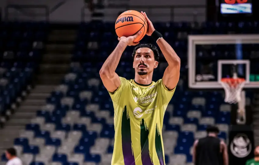 Ibon Navarro actualiza sobre Djedovic: "Creo que nos echará una mano"