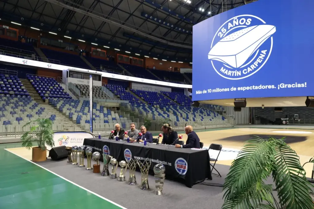 14 - CABEZAS Y HERRMANN EN EL 25 ANIVERSARIO DEL CARPENA