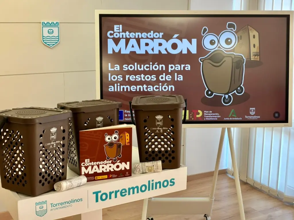 18 - CONTENEDOR BIORRESIDUOS TORREMOLINOS