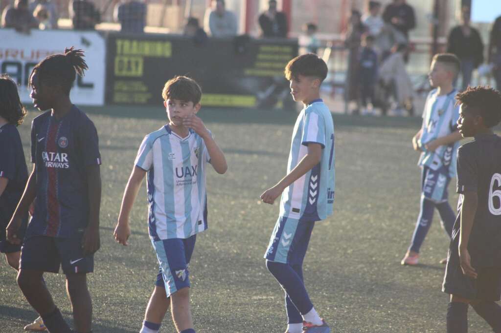 El Málaga CF Alevín revive la Champions en Almería contra PSG y Milán 2 3